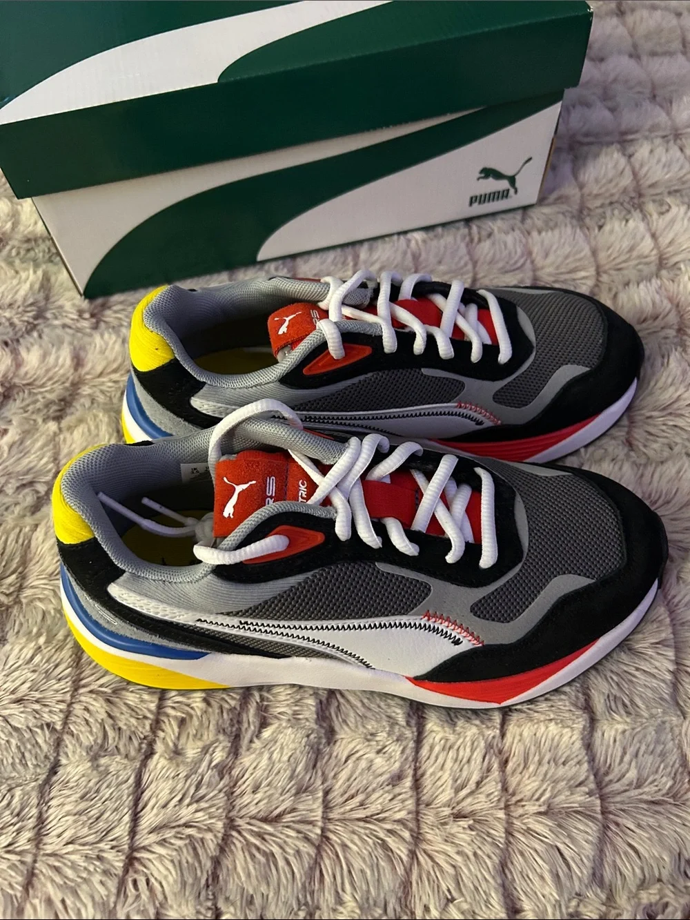 PUMA Kids Rs Metric Lace Up Sneakers  size 4.5 new